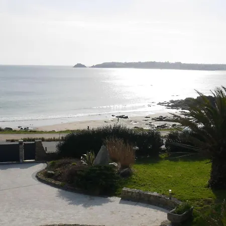 Holiday home 180° Panoramic Sea View, Direct Beach Location, *
