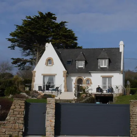 Holiday home 180° Panoramic Sea View, Direct Beach Location,